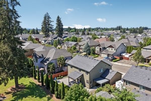 NE 104th St-S1905-090r.jpg