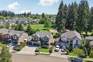 NE 104th St-S1905-092r.jpg