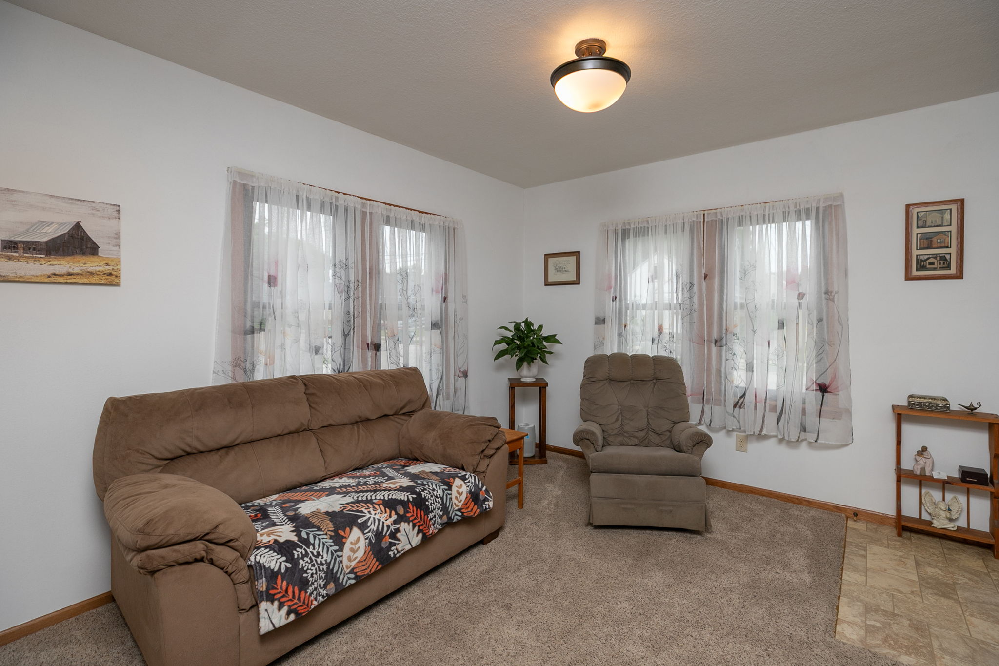04-Living Room