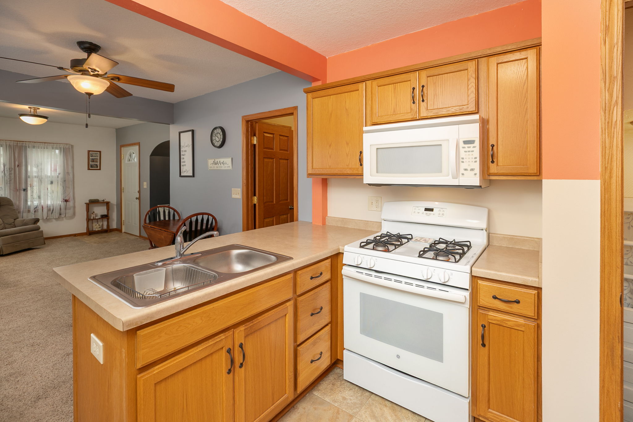 12-Kitchen