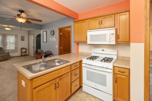 12-Kitchen