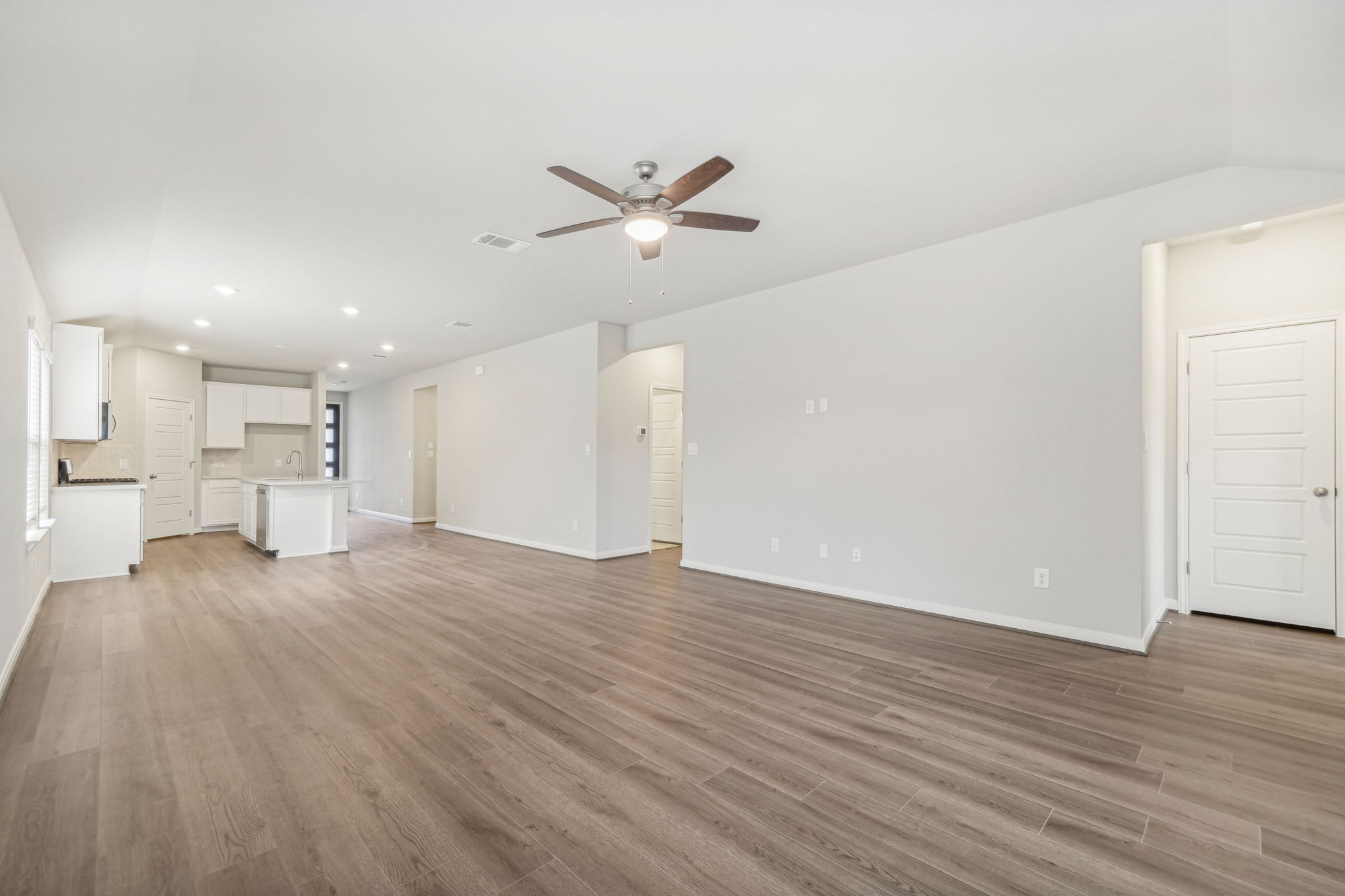 San Antonio - Arcadia Ridge - 1222 Larkspur Pass, San Antonio, TX 78245 - 011
