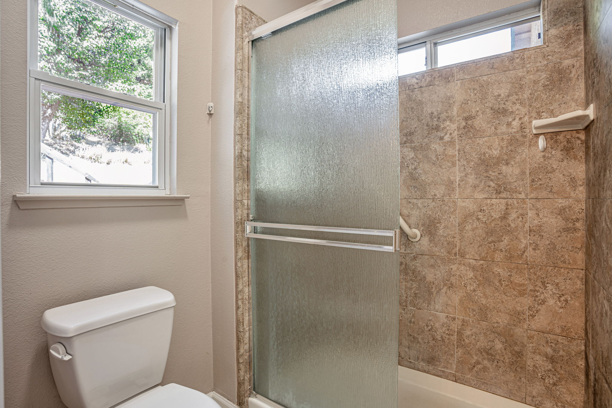 028_12220 Westwood Dr_