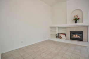 007_12220 Westwood Dr_
