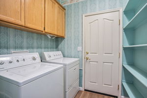031_12220 Westwood Dr_
