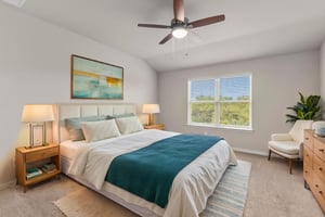 IMG_9105 virtually staged.jpeg