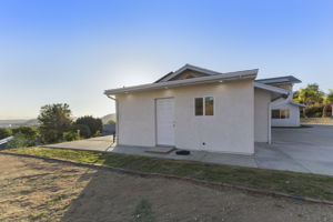  Photo 49