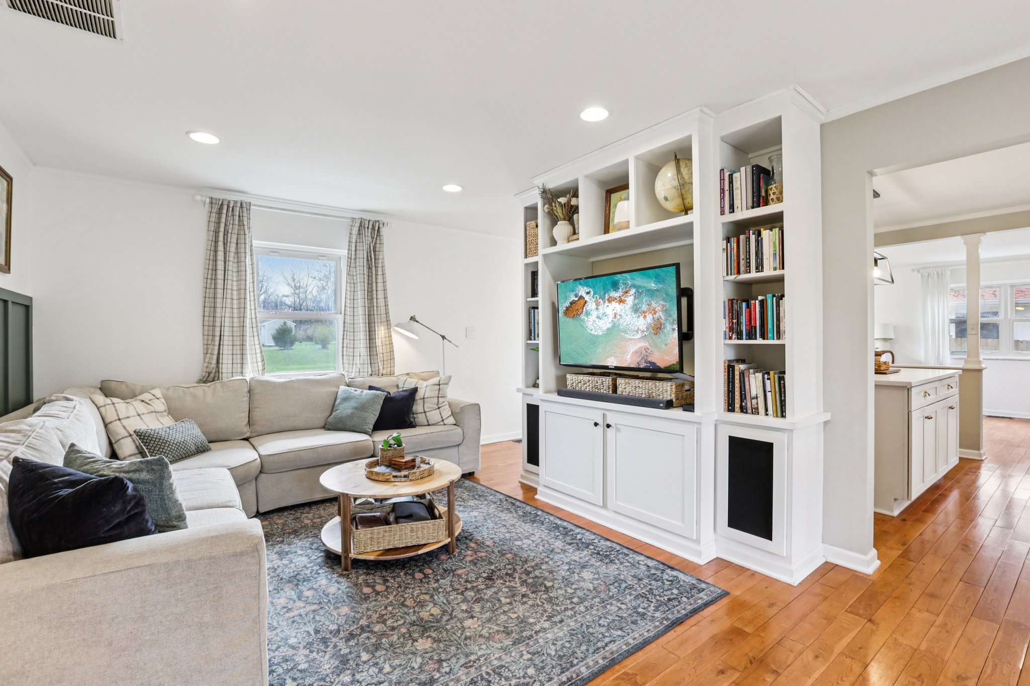 Daugherty Dr-S0304-007.jpg