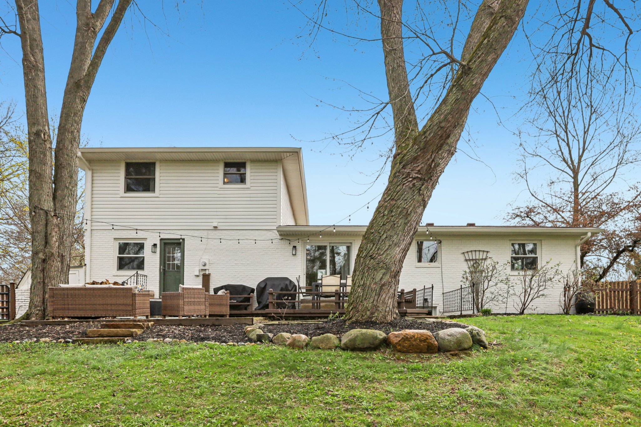 Daugherty Dr-S0304-040.jpg