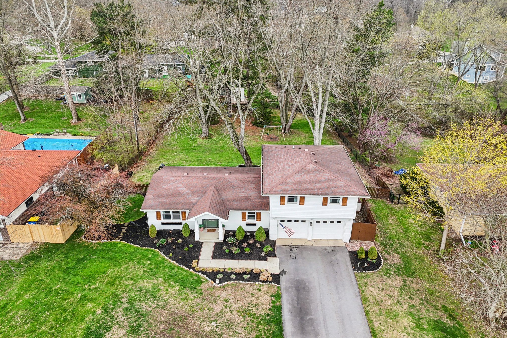 Daugherty Dr-S0304-046.jpg