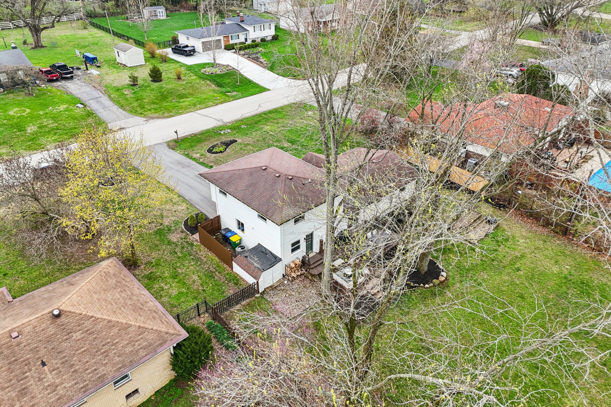 Daugherty Dr-S0304-056.jpg