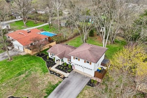 Daugherty Dr-S0304-047.jpg