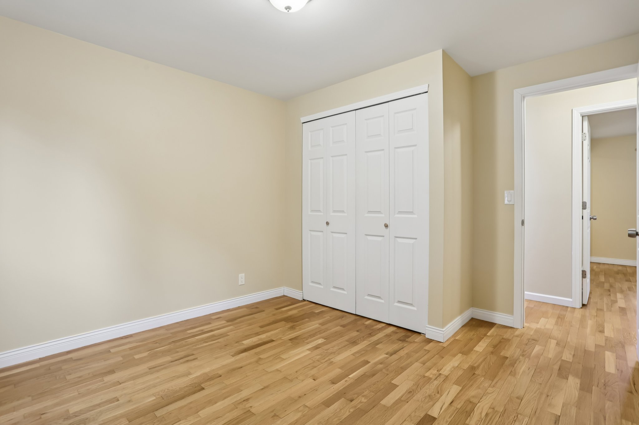 SE 60th Pl-S2701-016.jpg