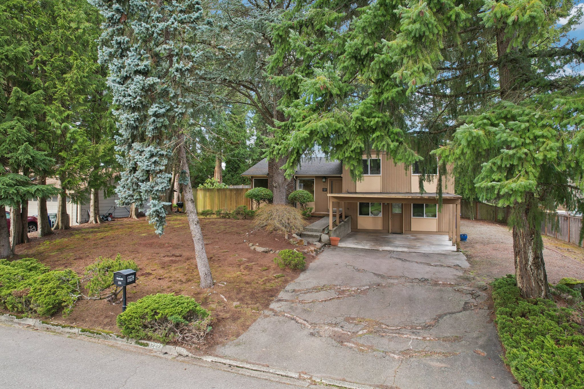 SE 60th Pl-S2701-008 (2).jpg