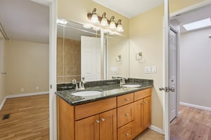 SE 60th Pl-S2701-023.jpg