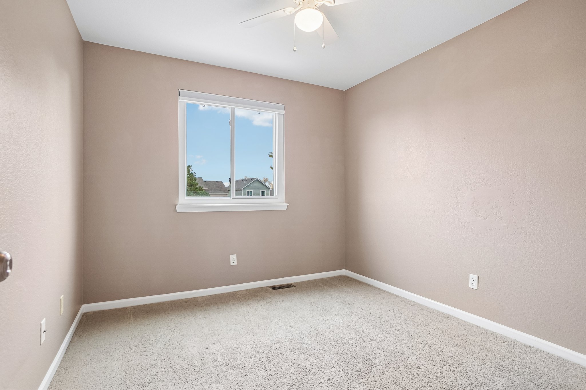 N Ivy Way-S2310-022.jpg