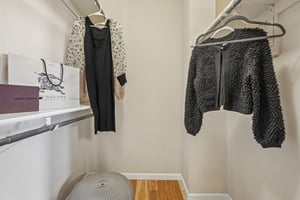 N Ivy Way-S2310-036.jpg