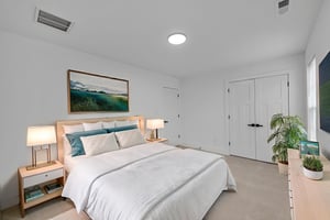 DSC_1946 virtually staged.jpeg