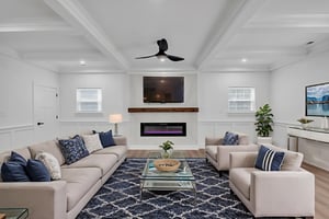 DSC_1864 virtually staged.jpeg