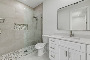 Guest Bathroom 2