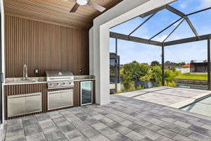 Outdoor Kitchen Grill