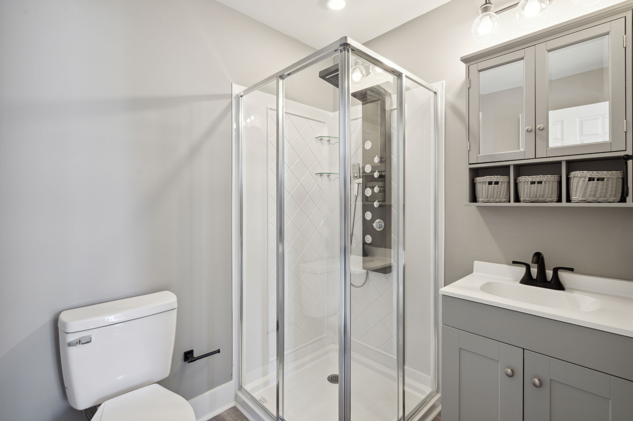 1223 W Somerset Unit 2-10