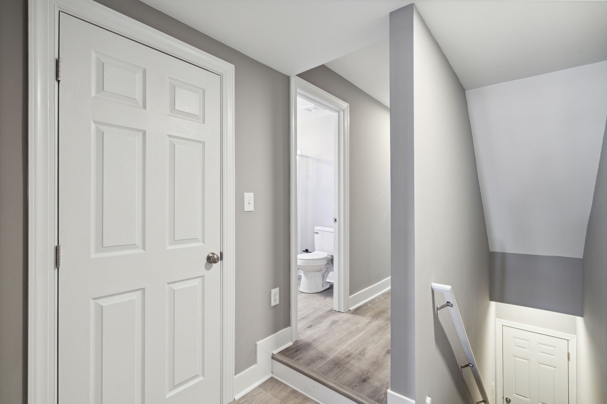 1223 W Somerset Unit 2-01