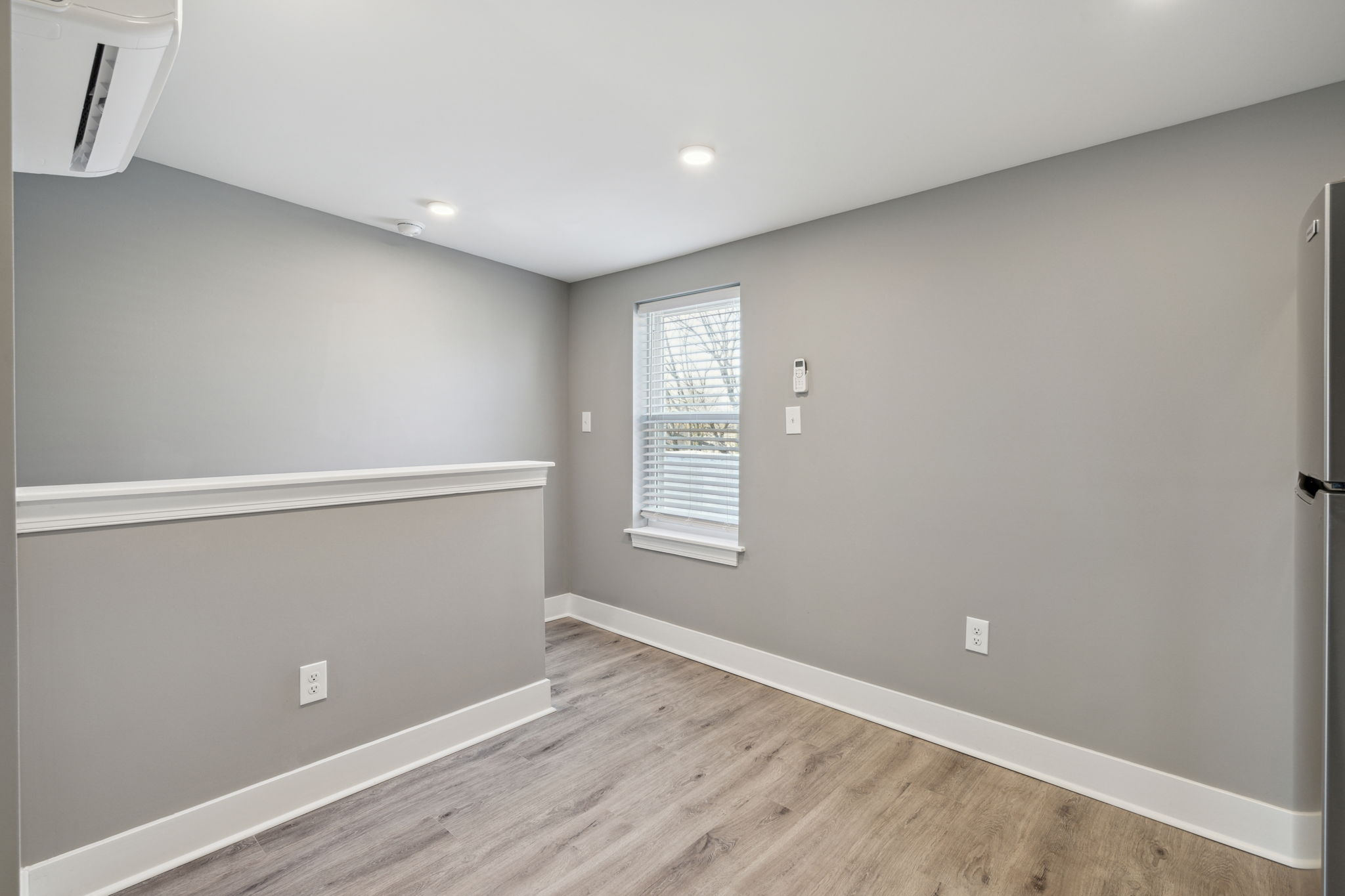 1223 W Somerset Unit 2-14