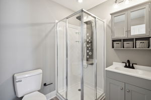 1223 W Somerset Unit 2-10