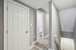 1223 W Somerset Unit 2-01