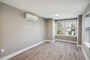 1223 W Somerset Unit 2-03