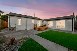 JBPHOTOHOMES0068 day to dusk.jpeg