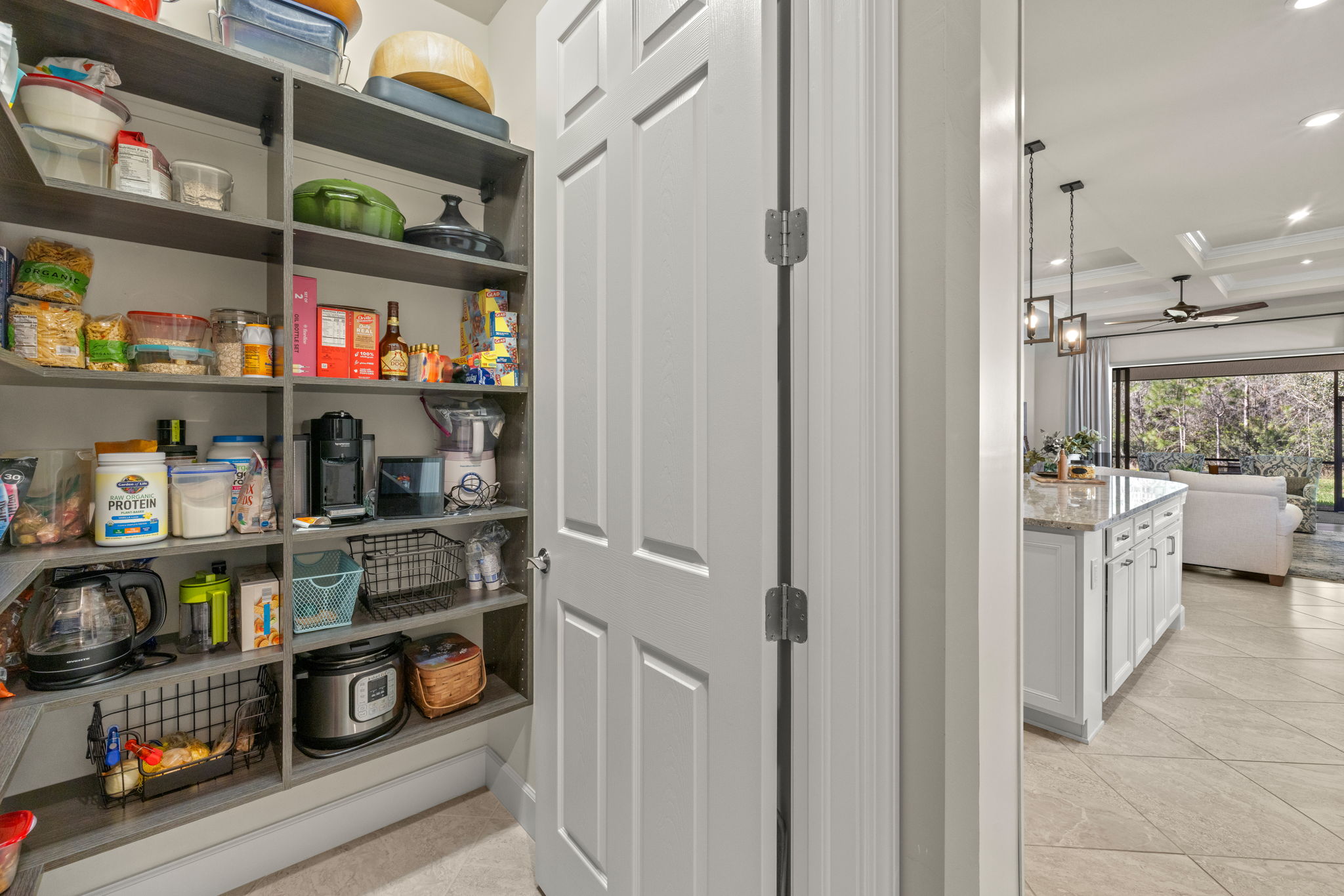 Walk-in Pantry