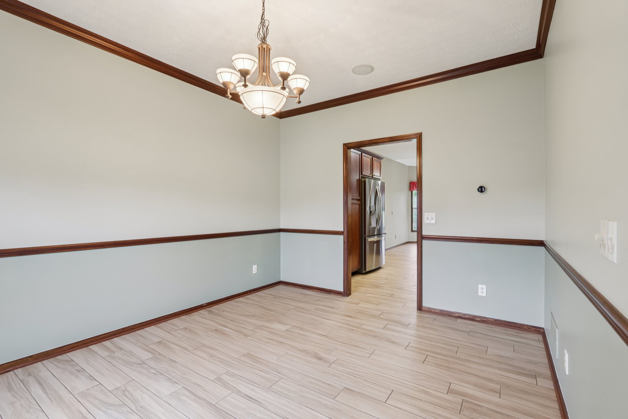 Cantburg Ave NW-S0810-016.jpg