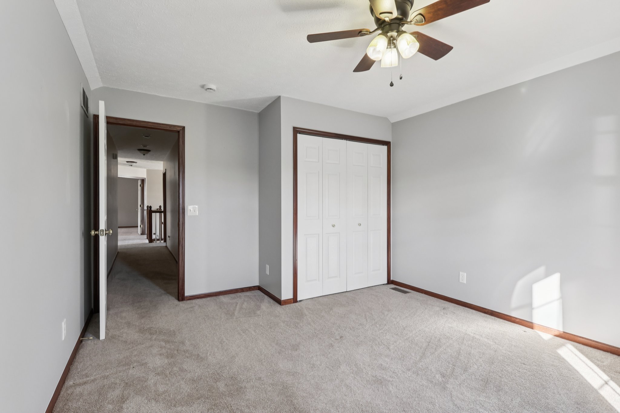 Cantburg Ave NW-S0910-1-006.jpg