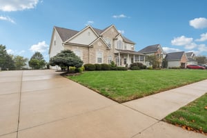 Cantburg Ave NW-S0810-002.jpg