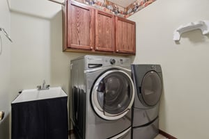Cantburg Ave NW-S0810-019.jpg