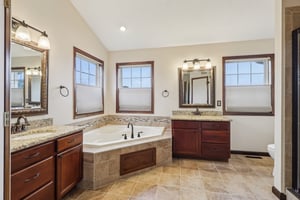 Cantburg Ave NW-S0810-020.jpg