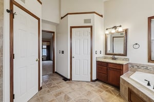 Cantburg Ave NW-S0810-022.jpg