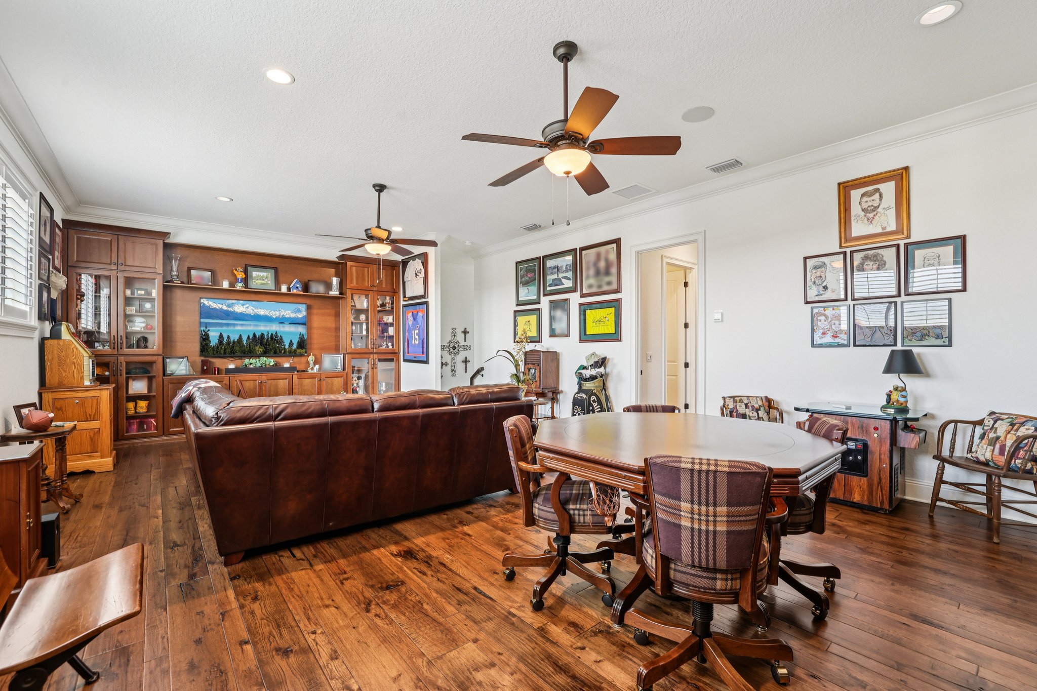 Montalcino Cir-S0512-060.jpg