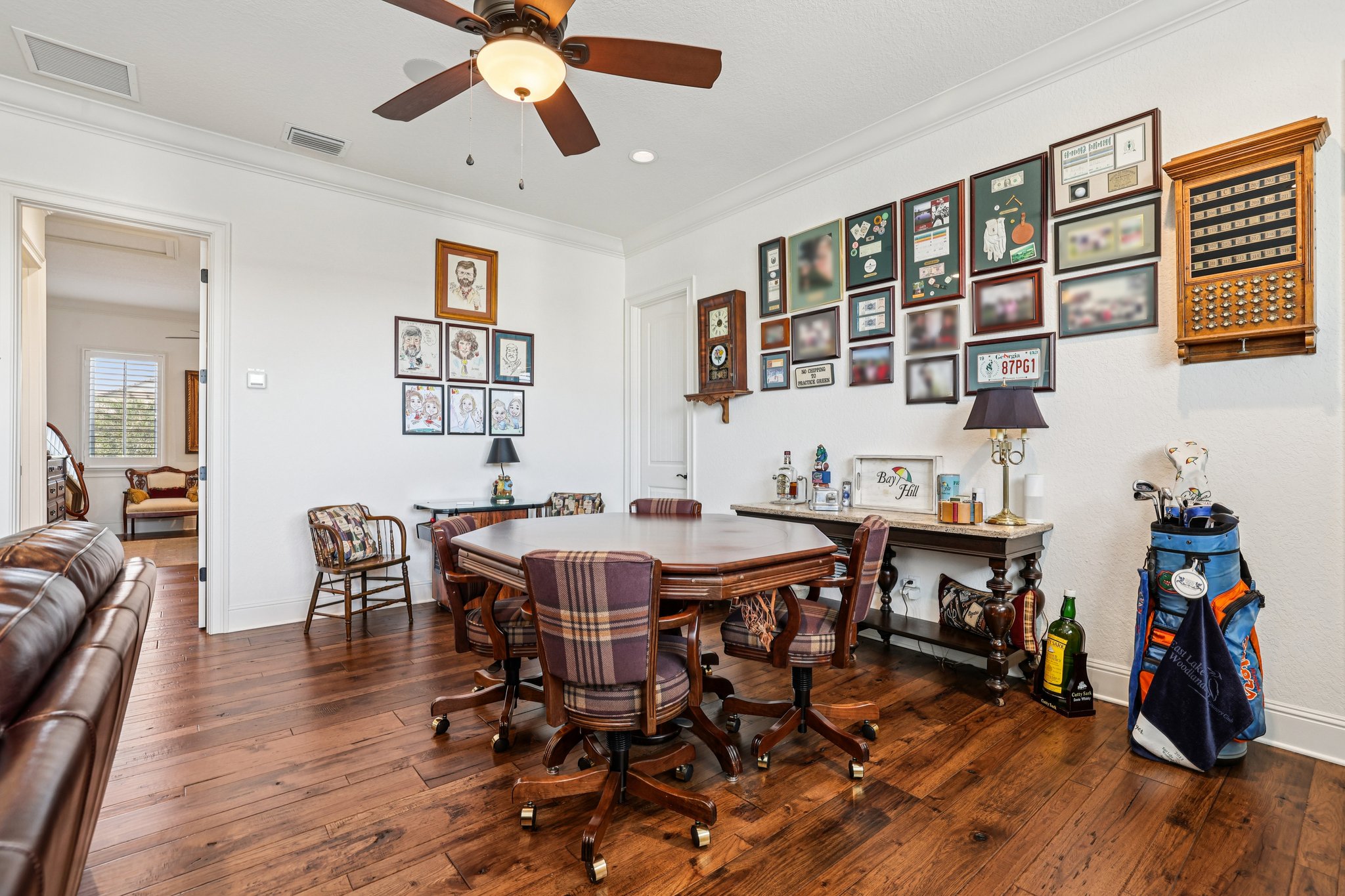 Montalcino Cir-S0512-061.jpg