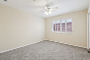Briar Forest Dr-S0409-016.jpg