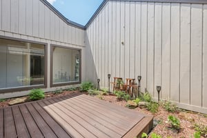 Briar Forest Dr-S0409-026.jpg
