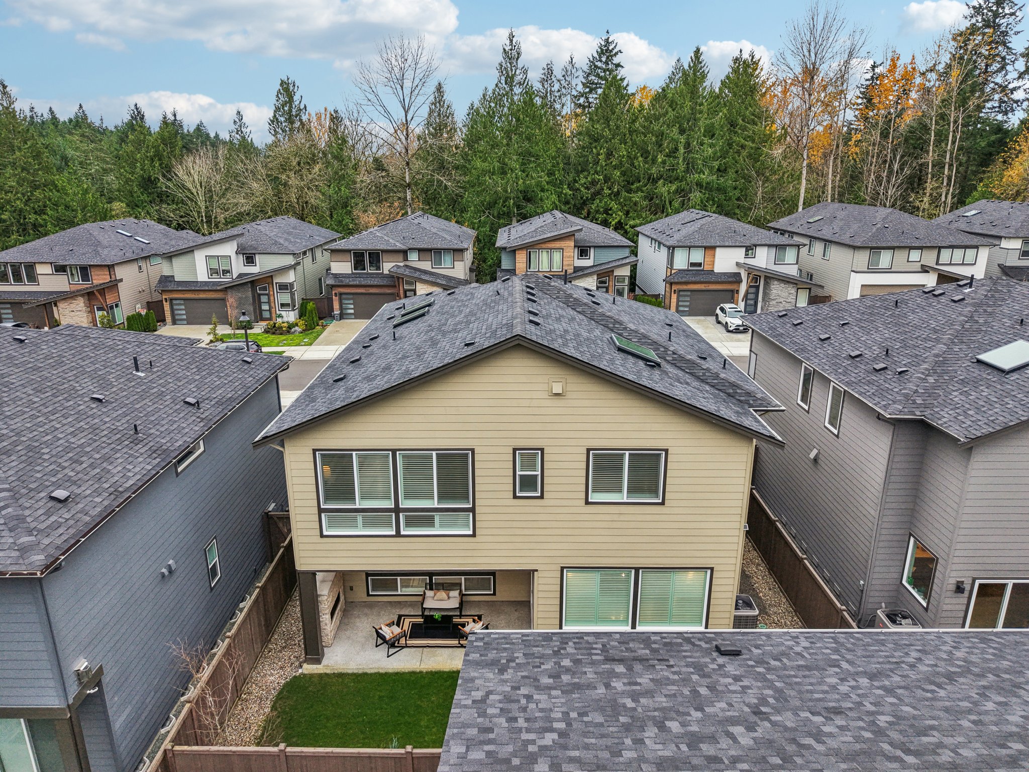 222nd Ct SE-S0112-005.jpg