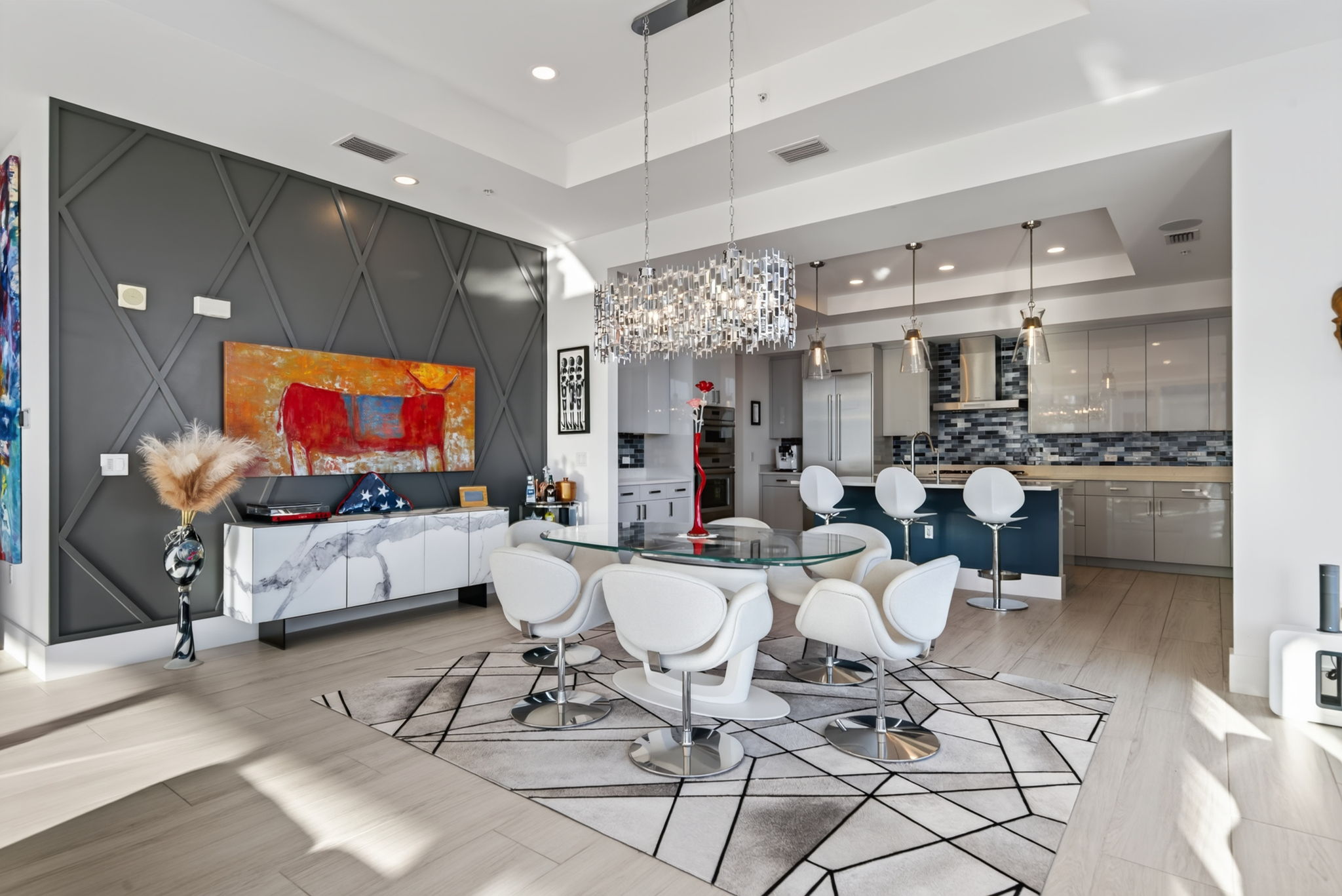  Photo 33