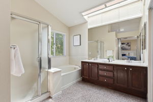 033_F8_1224 Gingerwood Dr