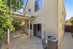 041_F8_1224 Gingerwood Dr