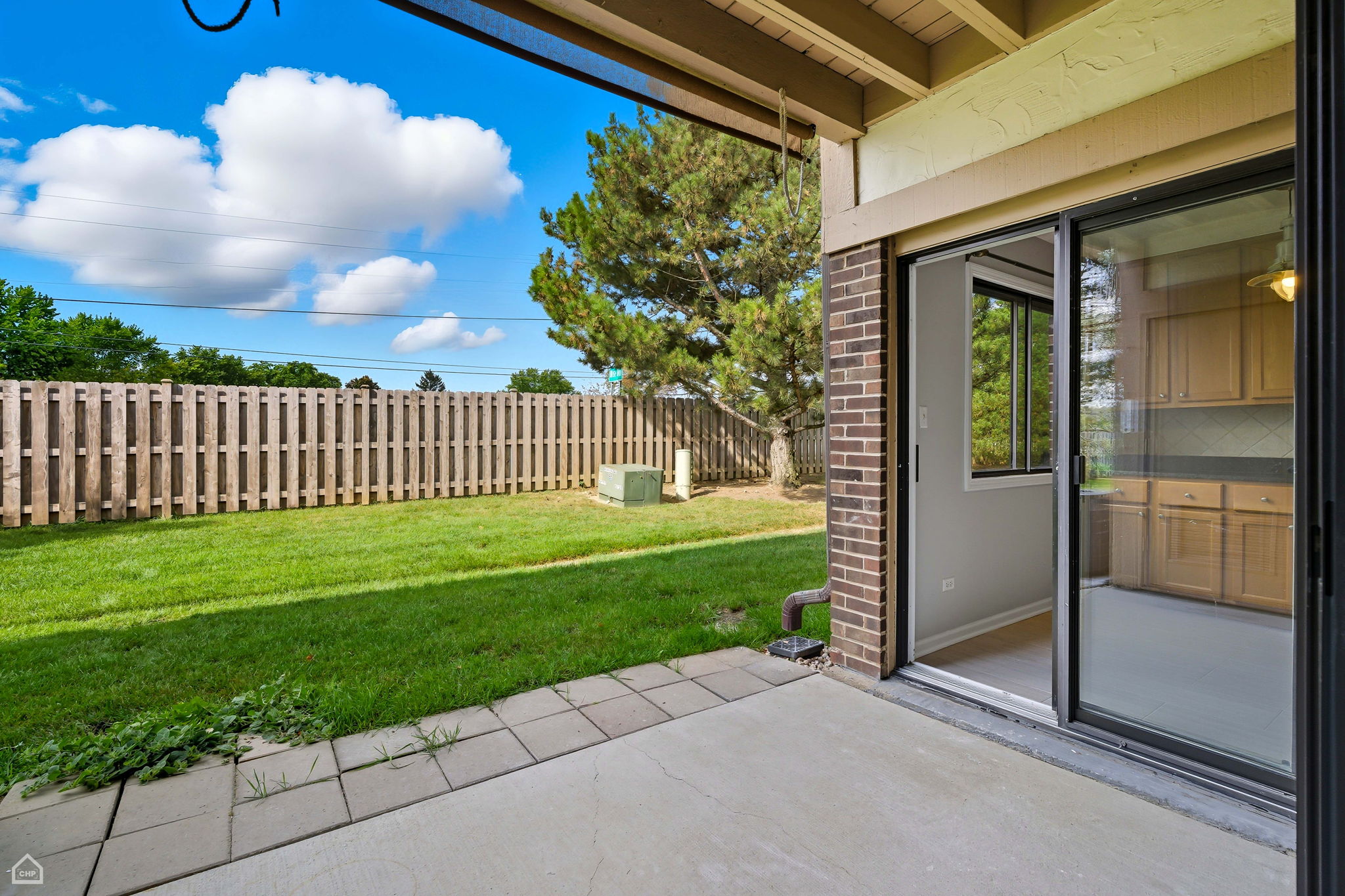 1224 Knottingham Ct 1A - Lukasz Lach_CHP2025_023