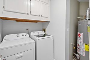 1224 Knottingham Ct 1A - Lukasz Lach_CHP2025_013