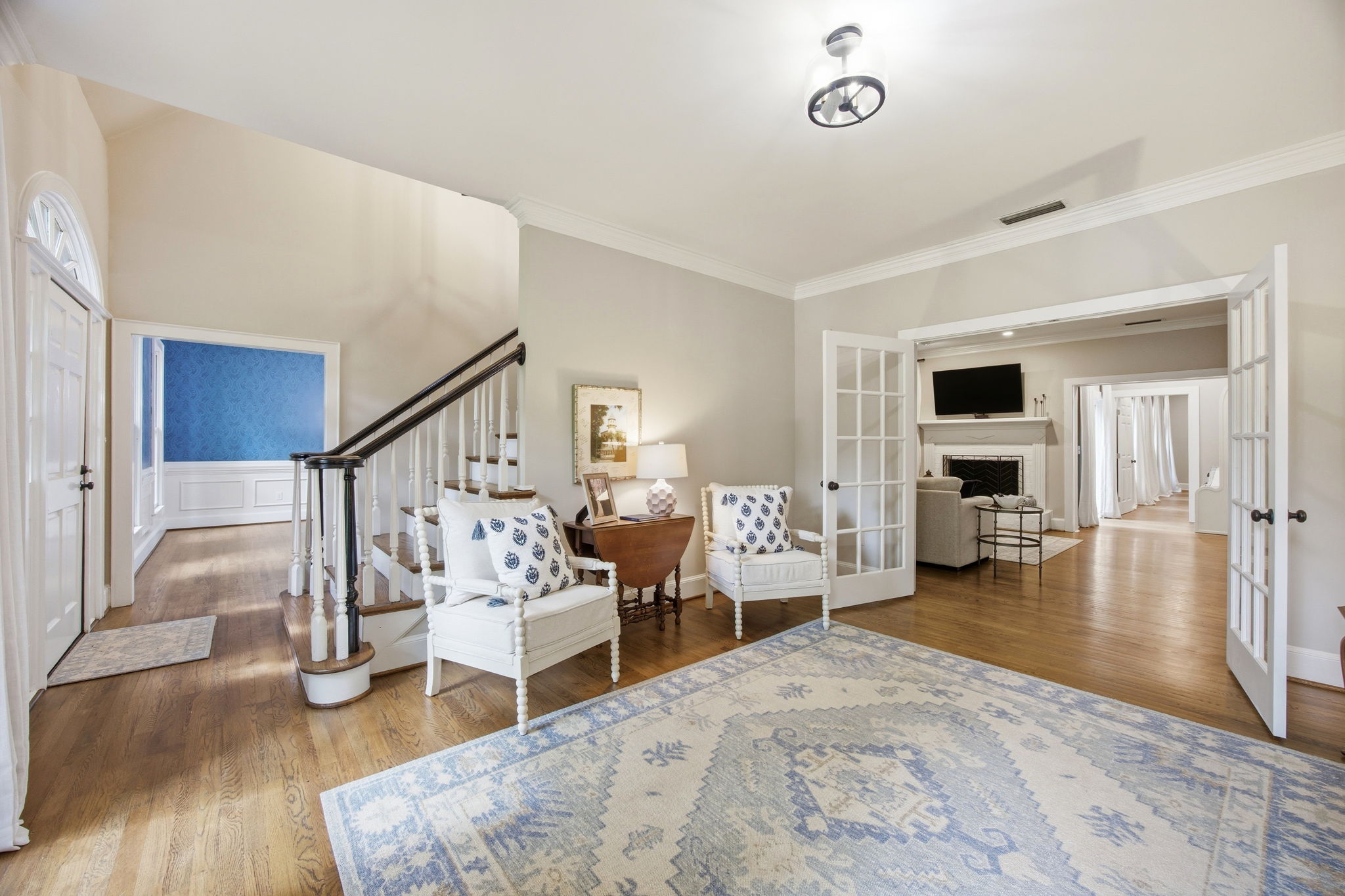  Photo 24